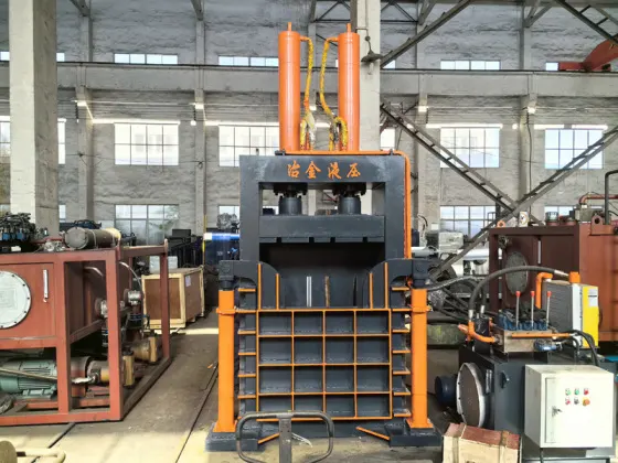 Vertical Steel Baler
